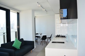 Apartments Melbourne Domain - CBD - Tourism Brisbane 3
