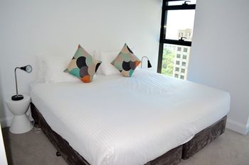 Apartments Melbourne Domain - CBD - Tourism Brisbane 21