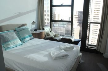 Apartments Melbourne Domain - CBD - Tourism Brisbane 40