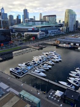 Apartments Melbourne Domain - Docklands - Brisbane 4u 3