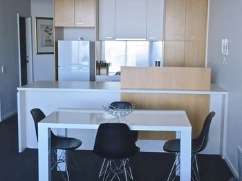 Apartments Melbourne Domain - Docklands - Brisbane 4u 10