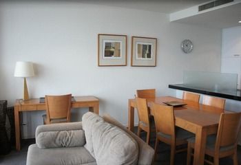 Apartments Melbourne Domain - Docklands - Brisbane 4u 14