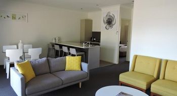 H Boutique Hotel - Brisbane Tourism 24