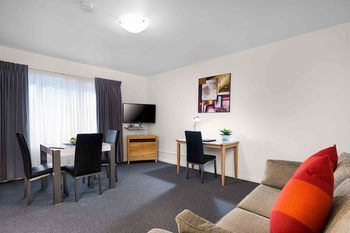 Best Western Fawkner Suites & Serviced Apartments - Tourism Brisbane 68