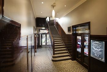 Pymble Hotel - Tourism Brisbane 5