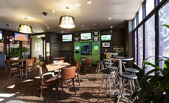 Pymble Hotel - Tourism Brisbane 15