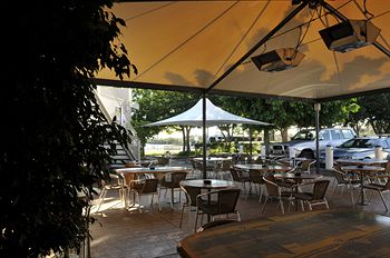 The Bayview Hotel - Tourism Brisbane 0