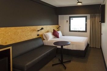 Ibis Budget Sydney East - Tourism Brisbane 13