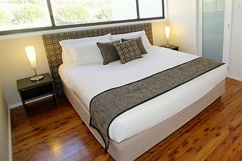 Wine Country Villas - Brisbane Tourism 2