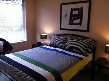 Australian Home Away @ Box Hill 21 - Brisbane 4u 1