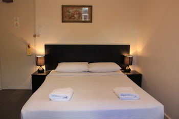 Greenwich Inn Sydney Hotel - Tourism Brisbane 0