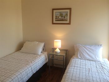 Australian Home Away @ Doncaster Andersons Creek 2 - Brisbane 4u 5