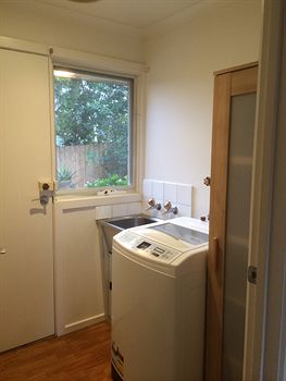Australian Home Away Doncaster Elgar 2 - Brisbane 4u 5