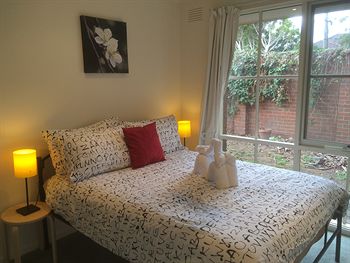 Australian Home Away Doncaster Elgar 2 - Brisbane 4u 8