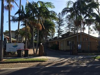 El Lago Waters Tourist Park - Brisbane 4u 0