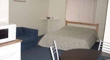 El Lago Waters Tourist Park - Brisbane 4u 3