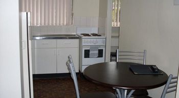 El Lago Waters Tourist Park - Brisbane 4u 9