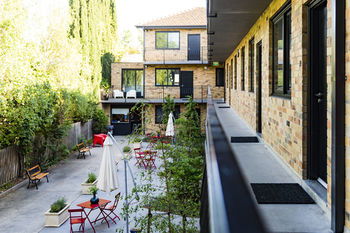 Aberlour Court - Brisbane 4u 2