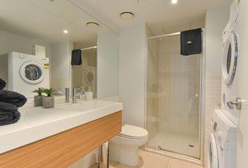 Apartments Of Melbourne Northbank - Brisbane 4u 8