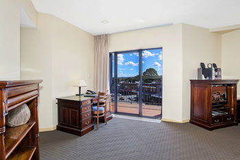 Quality Suites Boulevard On Beaumont - Tourism Brisbane 4