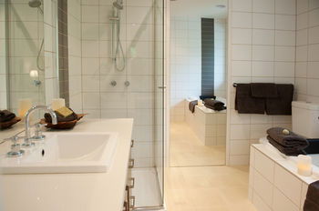 Mountain Element Retreats - Tourism Brisbane 0