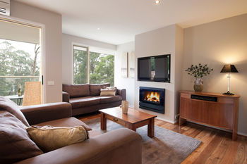 Mountain Element Retreats - Tourism Brisbane 12