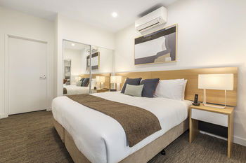 Quest Nowra - Brisbane 4u 4