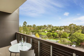 Quest Nowra - Brisbane 4u 7