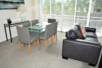 Southbank Apartments - 28 Southgate - Brisbane 4u 3