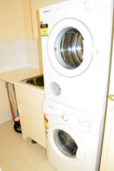 Southbank Apartments - 28 Southgate - Brisbane 4u 24