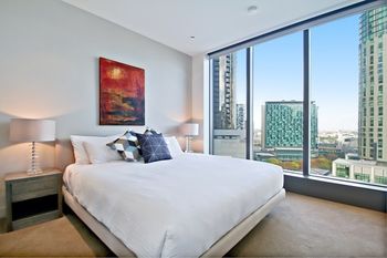Southbank Apartments - Freshwater Place - Brisbane 4u 13
