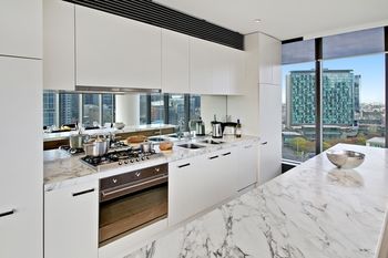 Southbank Apartments - Freshwater Place - Brisbane 4u 16