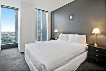 Southbank Apartments - Freshwater Place - Brisbane 4u 24