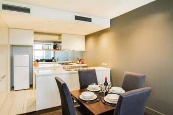Southbank Apartments - Freshwater Place - Brisbane 4u 26