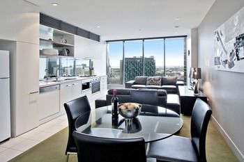 Southbank Apartments - Freshwater Place - Brisbane 4u 27