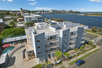 Sandy Shores Luxury Holiday Units - Tourism Brisbane 1