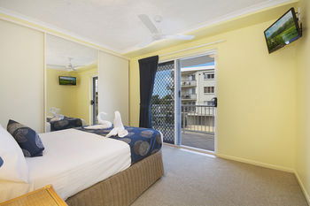Sandy Shores Luxury Holiday Units - Tourism Brisbane 13