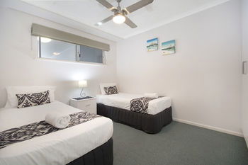 Sandy Shores Luxury Holiday Units - Tourism Brisbane 15