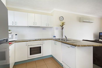 Sandy Shores Luxury Holiday Units - Tourism Brisbane 53