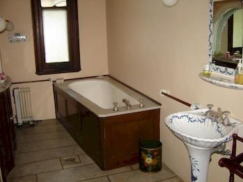 Lochinvar House B&B - Brisbane 4u 14