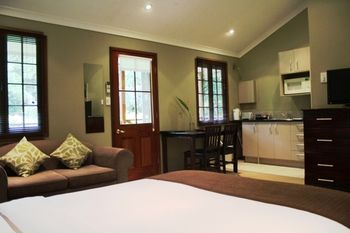 Sunshine Valley Cottages - Tourism Brisbane 13