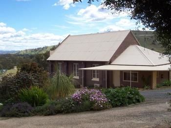 Church House B&B Gundagai - Brisbane 4u 1