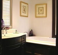 Bishopaposs Court Estate Boutique Hotel - Tourism Brisbane