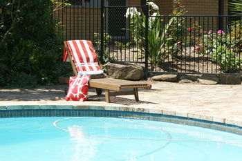 Morpeth Lodge Motel - Tourism Brisbane 6