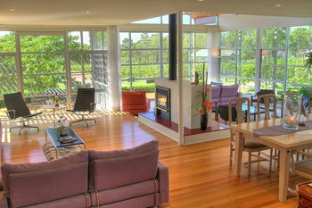 Hunter Valley Cooperage B&B - Brisbane Tourism 1