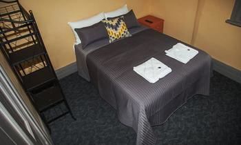 Cessnock Hotel - Brisbane Tourism 7