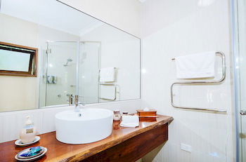 Lillypilly's Country Cottages & Day Spa - Tourism Brisbane 24