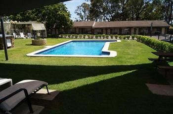 Old Maitland Inn - Brisbane Tourism 4
