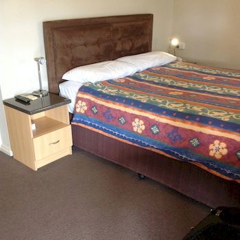 Ashton Townhouse Motel And Suites - Brisbane 4u 14