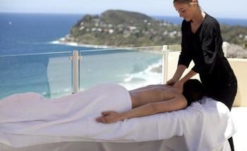 Jonahs Restaurant & Accommodation, Whale Beach - Tourism Brisbane 1